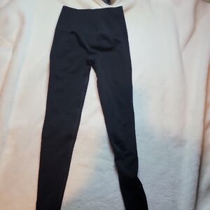 Alphalete Jet Black Leggings